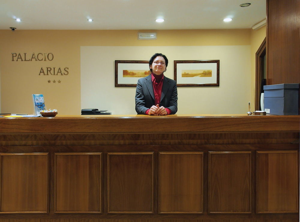 Palacio Arias Navia Dalaman gambar