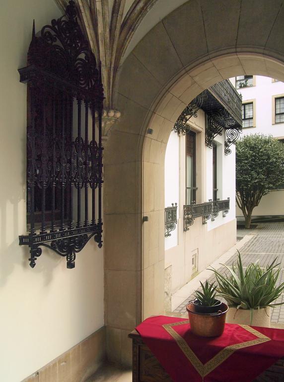 Palacio Arias Navia Luaran gambar